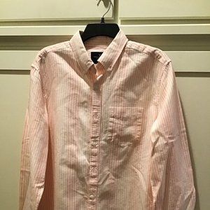 Men's American Eagle Classic Fit Shirt, Medium